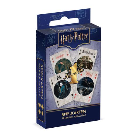 „Harry Potter“ auf einer Verpackung, die Spielkarten mit thematischen Motiven zeigt. Text: „Nummer 1“, „Spielkarten Premium Qualität“.