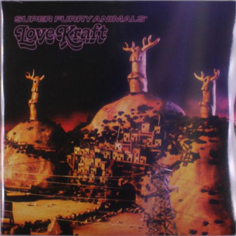 Text: "SUPER FURRY ANIMALS", "Love Kraft". Illustration: Hügel mit geometrischen Gebäuden und Figuren mit Geweihen.