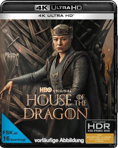 HBO Original: House of the Dragon. Eine Frau in Rüstung sitzt auf einem Thron aus Schwertern. FSK ab 16.
