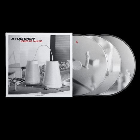 "MY LIFE STORY" und "JOINED UP TALKING" auf einem CD-Cover, daneben drei transparente CD-Hüllen mit Blurlandschaft.
