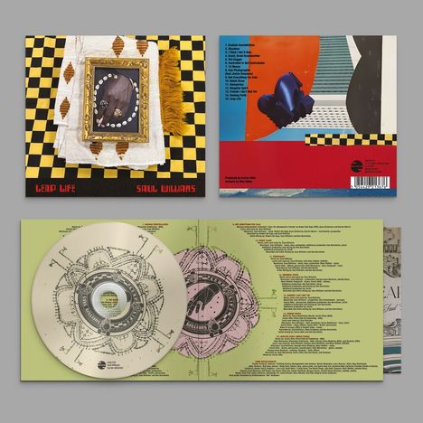 "Leap Life" und "Saul Williams" stehen unten auf einem Schachbrettmuster. Eine CD-Hülle mit kunstvollem Design und Tracklist.