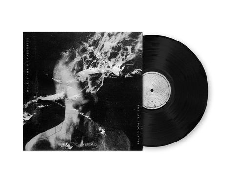 „Bullet for My Valentine“ und „Social Apocalypse“. Schwarz-weiße, abstrakte Illustration mit Gesicht und Flammen. Vinyl-Platte.