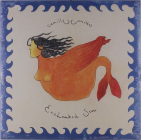„camille camille“ oben, „Enchanted Sea“ unten. Illustration einer Frau mit Fischschwanz in warmen Farben.