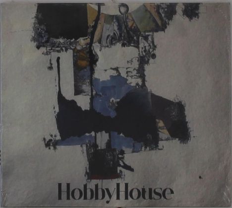 Text: "HobbyHouse". Kunstvolle, abstrakte Darstellung mit dunklen Farben und Mustern.
