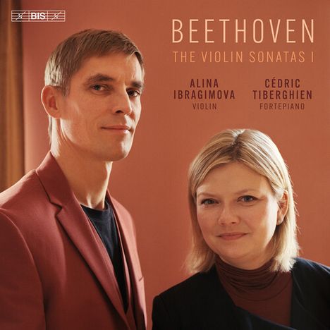 "BEETHOVEN THE VIOLIN SONATAS I" oben rechts. Zwei Personen schauen freundlich, gut gekleidet, einer in Rot, eine in Schwarz.