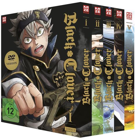 Text: "Black Clover", "DVD Video Version", FSK 12. Illustration, fünf DVD-Boxen, Charakter in kämpferischer Pose.