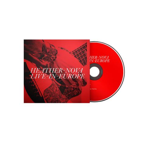 "Heather Nova Live in Europe" steht auf einem roten CD-Cover mit Gitarre. Daneben eine rote CD mit dem gleichen Text.