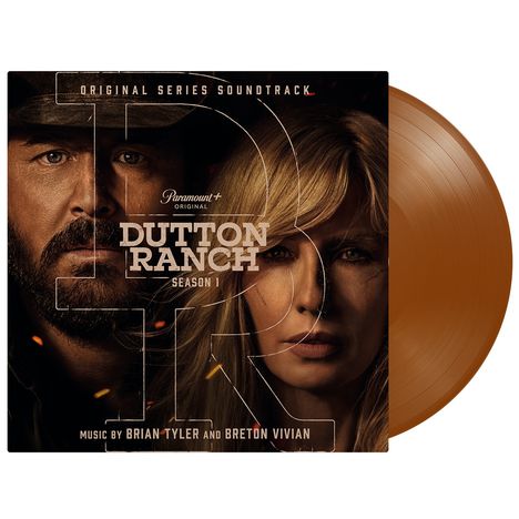 "Original Series Soundtrack, Dutton Ranch, Season 1, Music by Brian Tyler and Breton Vivian." Zwei ernste Gesichter.
