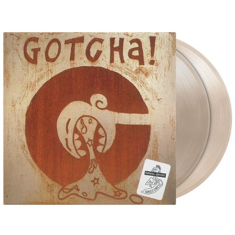 Text "GOTCHA!" oben. Unten links ein großes stilisiertes "G". Sticker: "Parental Advisory Explicit Lyrics". Schallplatte sichtbar.