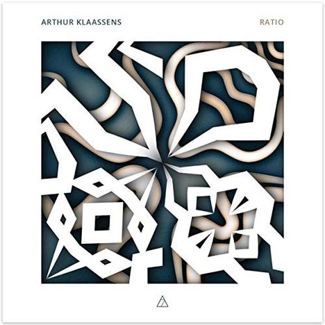 Die Worte "ARTHUR KLAASSENS RATIO" stehen oben. Abstrakte geometrische Formen sind zentral dargestellt.