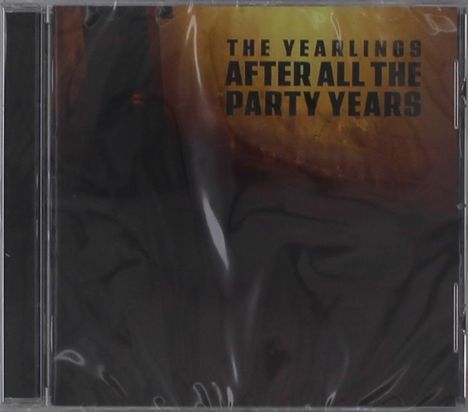 Text: "THE YEARLINGS AFTER ALL THE PARTY YEARS." Dunkle, abstrakte Hintergrundgrafik.