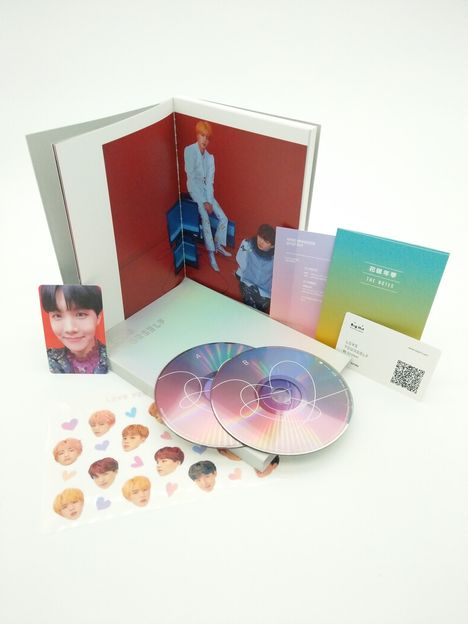 BTS (Bangtan Boys/Beyond The Scene): Love Yourself: Answer, 2 CDs und 1 Buch