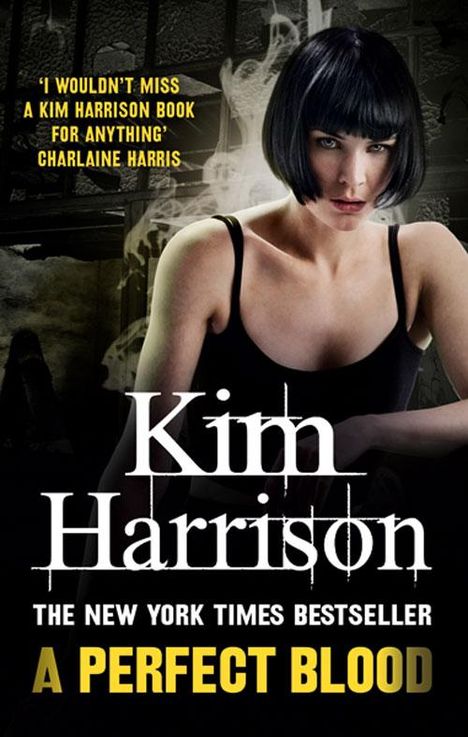 Kim Harrison: A Perfect Blood, Buch