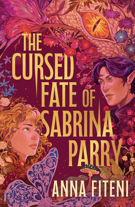 „The Cursed Fate of Sabrina Parry. Anna Fiteni“ in goldener Schrift. Ein Drache, Naturmotive, zwei Personen.