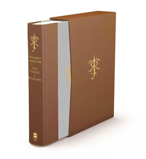 Braunes Buch und Schuber mit goldener Aufschrift: "Humphrey Carpenter, J.R.R. Tolkien, A Biography". Logo auf Cover.