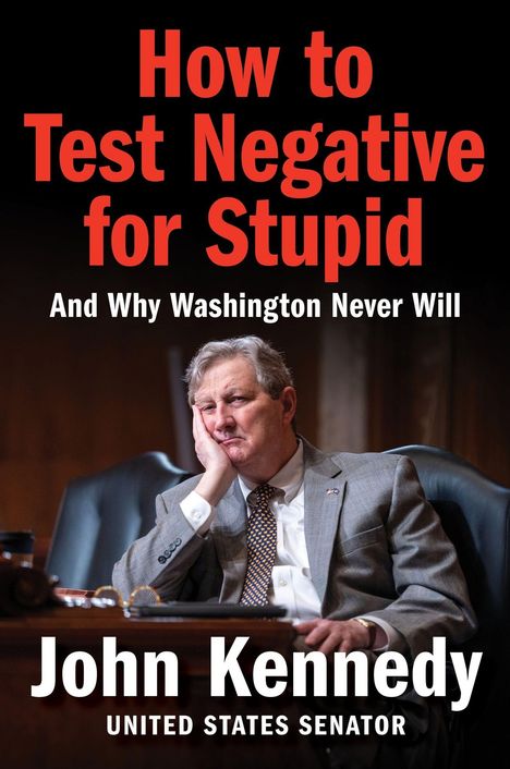 Buchtitel: "How to Test Negative for Stupid". Ein Mann im Anzug sitzt nachdenklich an einem Tisch.
