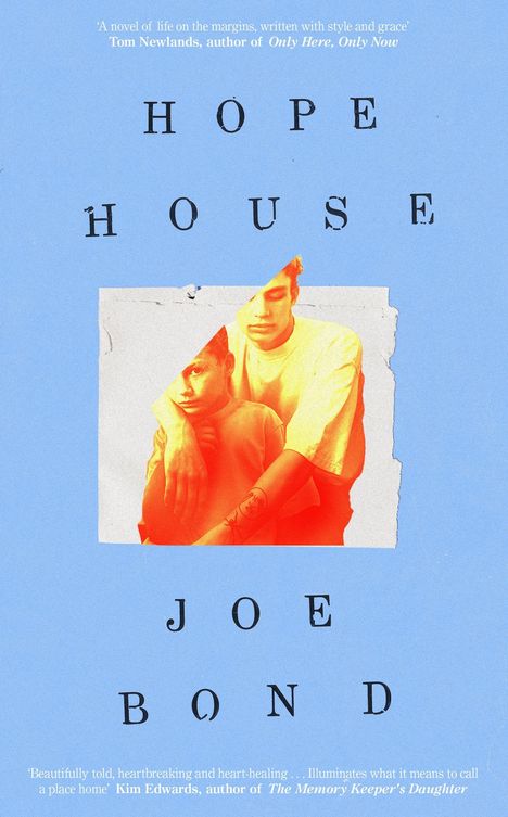 „HOPE HOUSE“ und „JOE BOND“ in Großbuchstaben. Zwei Personen in Orange-Tönen auf blauem Hintergrund.