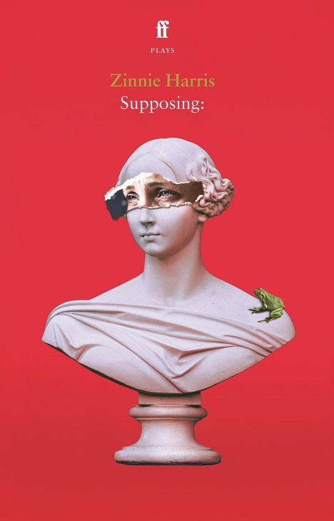 Titel: Zinnie Harris, Supposing. Büstenstatue mit Frosch, Augen aus Gemälde, roter Hintergrund.