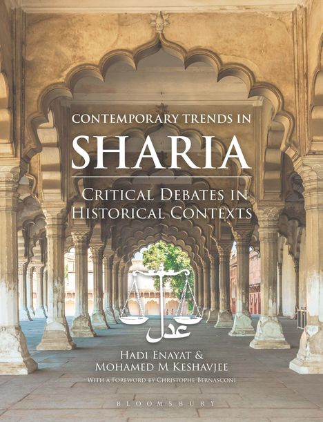 „Contemporary Trends in Sharia: Critical Debates in Historical Contexts.“ Ein Innenhof mit Säulen und Bögen.