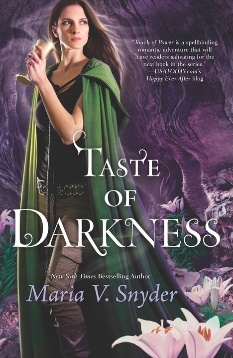 Maria V Snyder: Taste of Darkness, Buch