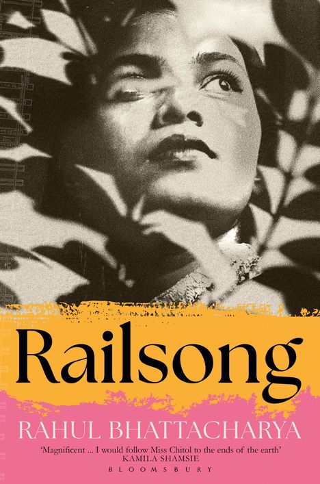 "Railsong" von Rahul Bhattacharya ist der Titel. Ein kontrastreiches Porträt eines nachdenklichen Gesichts liegt zugrunde.