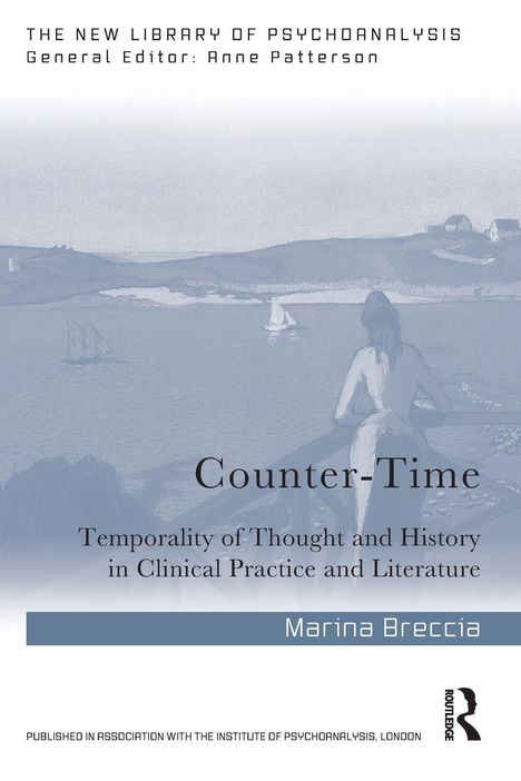 "Counter-Time" von Marina Breccia; Illustration: Eine Frau blickt auf Boote in einem See mit Hügeln im Hintergrund.