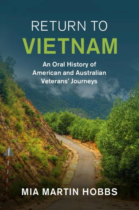 Mia Martin Hobbs: Return to Vietnam, Buch