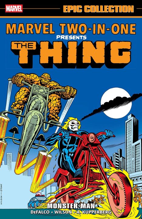 "MARVEL TWO-IN-ONE PRESENTS THE THING". Figur, die auf einem Motorrad durch eine Stadt fliegt, Vollmond im Hintergrund.