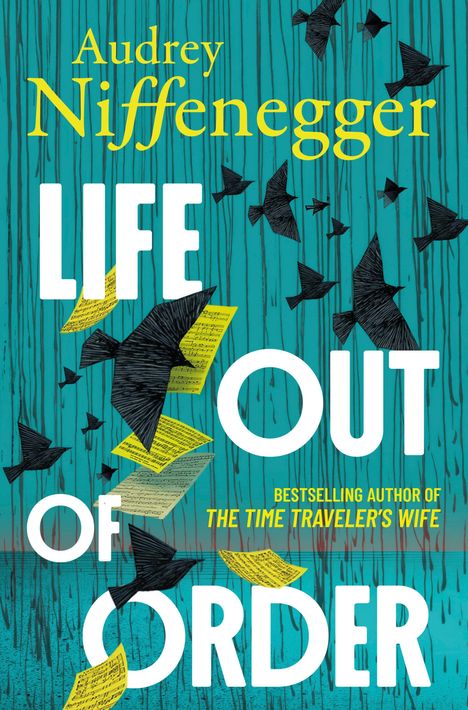 „Audrey Niffenegger: Life Out of Order,“ Bestseller-Autorin von „The Time Traveler's Wife“. Schwarze Vögel, fliegende Notenblätter.