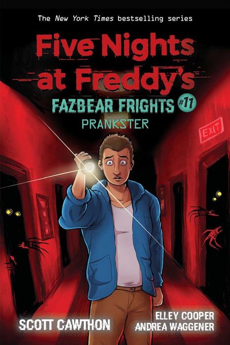 "Buchcover: 'Five Nights at Freddy's: Fazbear Frights #11 Prankster.' Ein Mann mit Taschenlampe, gelbe Augen im Dunkeln."