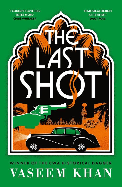 „THE LAST SHOT“ steht groß im Zentrum. Darunter eine schwarze Limousine, darüber Palmen und eine grüne Hand mit Pistole.