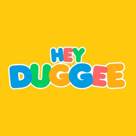 Bunte Buchstaben "HEY DUGGEE" auf gelbem Hintergrund, stilisiert als verspieltes Logo.