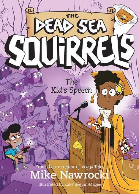 "THE DEAD SEA SQUIRRELS" - "The Kid's Speech". Kind in gelbem Umhang spricht am Pult, Eichhörnchen auf der Schulter.