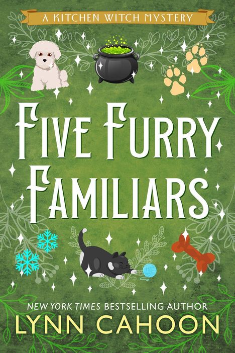 „Five Furry Familiars“ von Lynn Cahoon. Illustration: Hund, Kessel, Pfoten, Katzenspielzeug auf grünem Hintergrund.