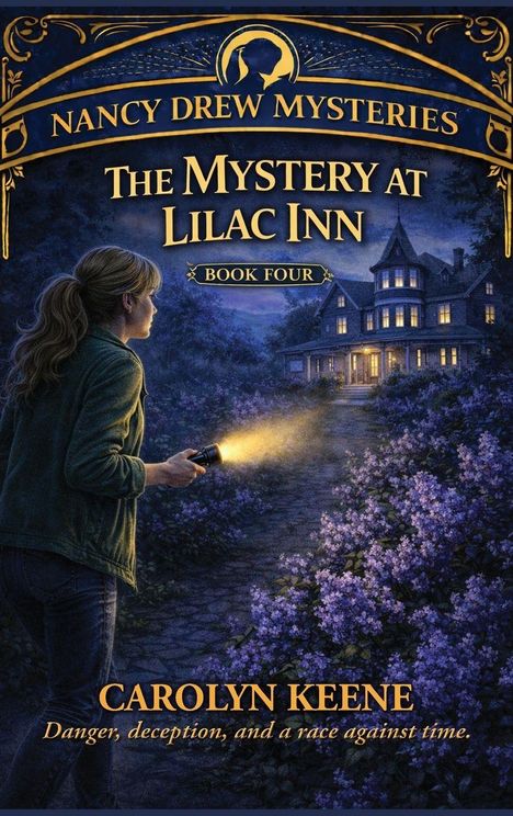 Titel: Nancy Drew Mysteries: The Mystery at Lilac Inn, Book Four. Eine Frau mit Taschenlampe vor einem alten Haus.