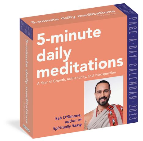 Sah D'Simone: 5-Minute Daily Meditations Page-A-Day Calendar 2023: A Year of Growth Authenticity, and Introspection, Kalender