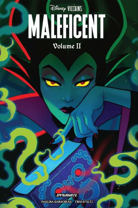 "MALEFICENT Volume II." Eine Illustration zeigt eine dunkle, mystische Figur mit gelben Augen und einem Buch, umgeben von grünen Rauch.