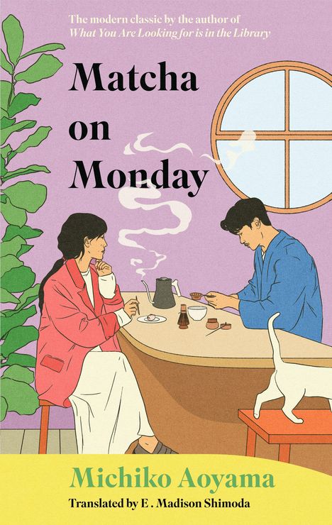 "Matcha on Monday" von Michiko Aoyama. Zwei Personen sitzen beim Tee an einem runden Tisch, eine Katze rechts.