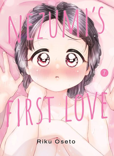 „NEZUMI'S FIRST LOVE“, „Riku Oseto“. Illustration eines Mädchens mit großen, glänzenden Augen und einem überraschten Ausdruck.