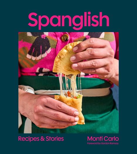 „Spanglish: Recipes & Stories“, Monti Carlo. Person hält Teigtasche mit Käsefäden. Farbig gemusterte Kleidung.
