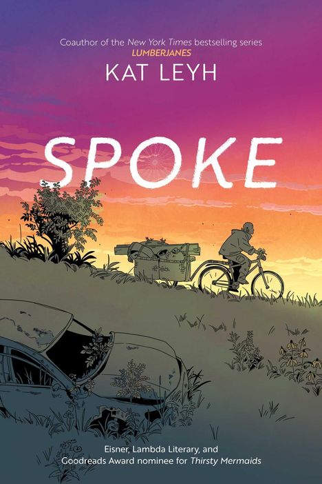 „SPOKE“ von Kat Leyh. Sonnenuntergang; Person mit Fahrrad und Gepäck fährt an einem überwucherten Auto vorbei.