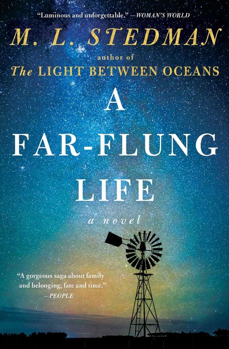 Buchtitel: "A Far-Flung Life". Himmelsansicht mit Sternenhimmel und Silhouette einer Windmühle im Vordergrund.