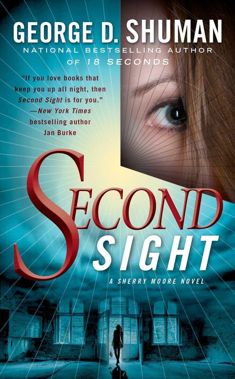 "SECOND SIGHT" großes rotes S auf blauem Hintergrund, Hälfte eines Gesichts und eine Frau in einer verlassenen Halle.