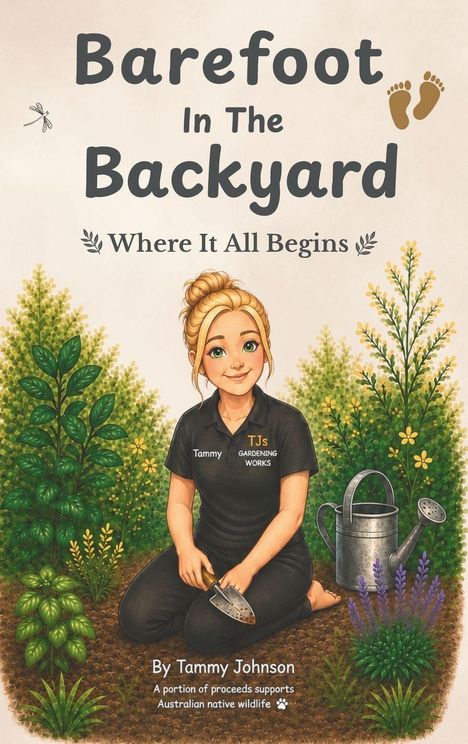 "Text: Barefoot In The Backyard, Where It All Begins. Illustration: Frau im Garten mit Gießkanne und Pflanzen."