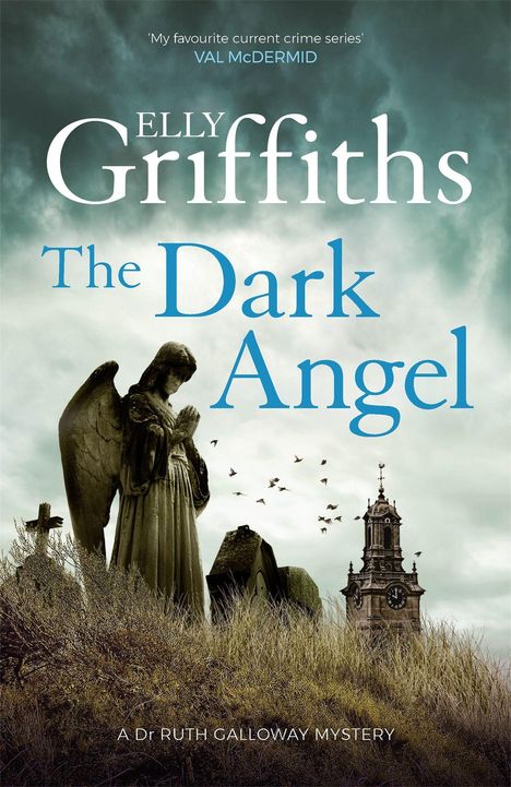 Elly Griffiths: Griffiths, E: The Dark Angel, Buch
