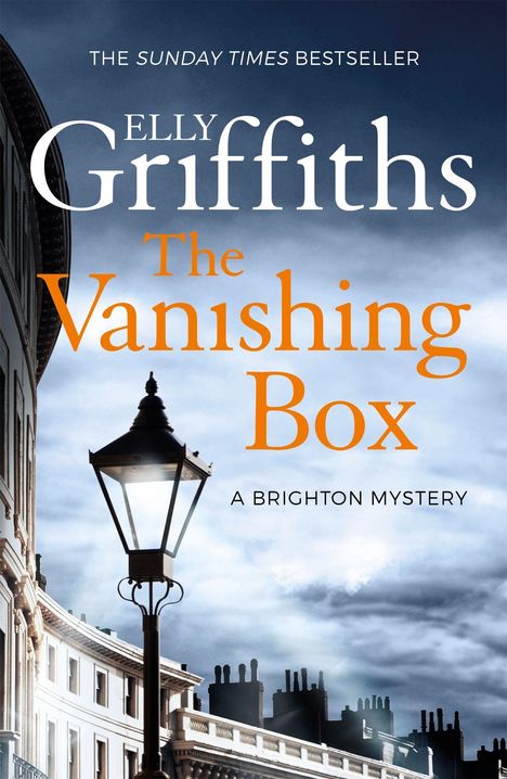 Elly Griffiths: The Vanishing Box, Buch