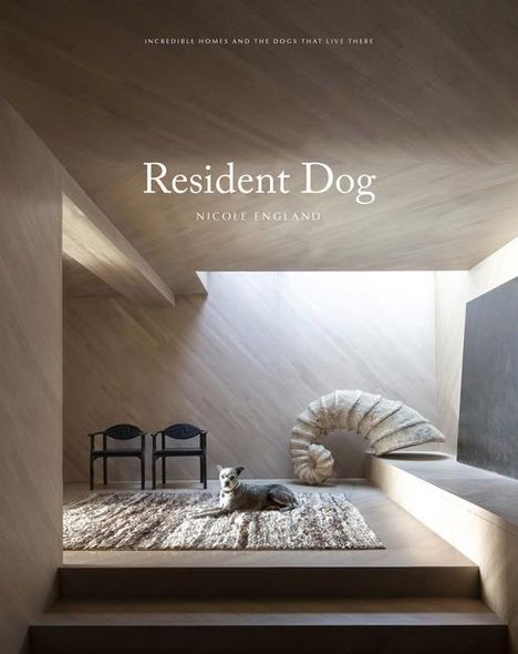 Nicole England: Resident Dog, Buch