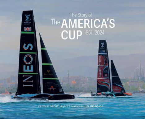 "The Story of The America’s Cup 1851-2024." Illustration mit zwei Segelbooten auf dem Wasser vor einer städtischen Kulisse.