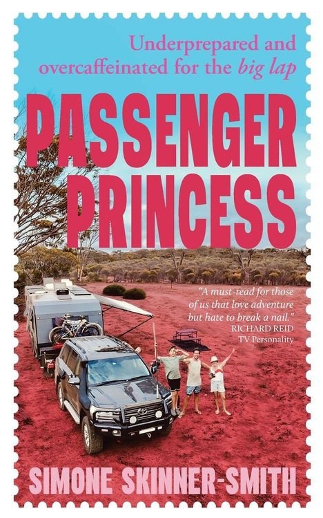 „Passenger Princess“ in großen Buchstaben. Unten: „Simone Skinner-Smith“. Landschaft mit Auto und Wohnwagen, Menschen daneben.