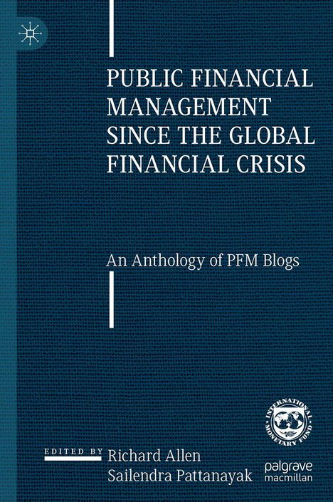 Text: "Public Financial Management Since the Global Financial Crisis: An Anthology of PFM Blogs." Dunkelblau mit Logo.